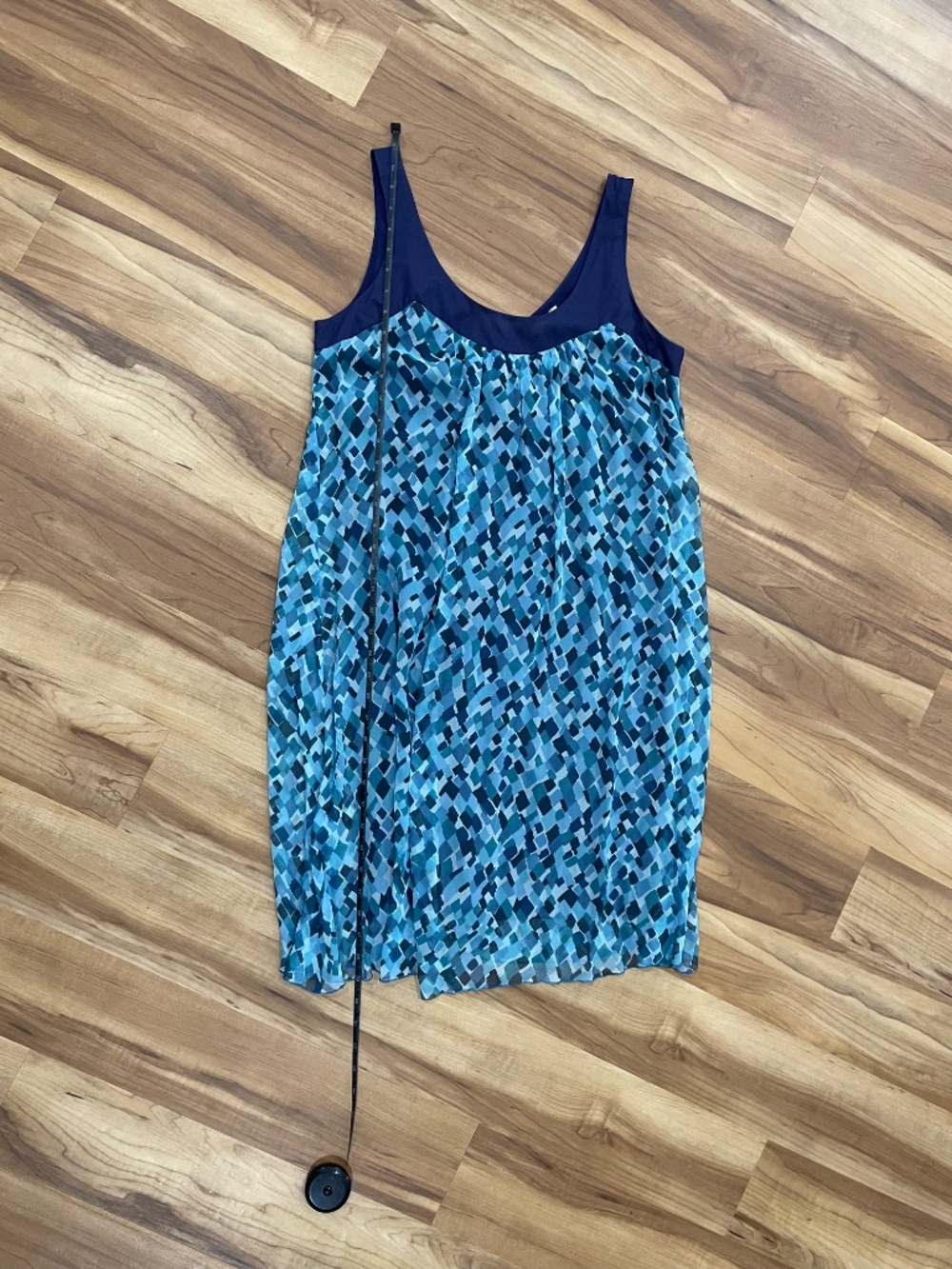 Jonathan Martin Blue Mosaic Geometric 100% Silk Shift Dress Size 12 Lined